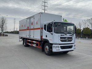 楚飛牌CLQ5180XRY6E型易燃液體廂式運(yùn)輸車