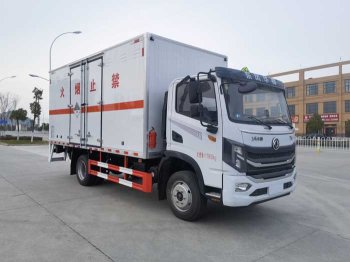 楚飛牌CLQ5120XZW6E型雜項(xiàng)危險(xiǎn)物品廂式運(yùn)輸車(chē)